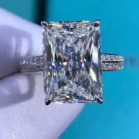 New 5 Ct 925 Sterling Silver Engagement Ring - Picture 2 of 7